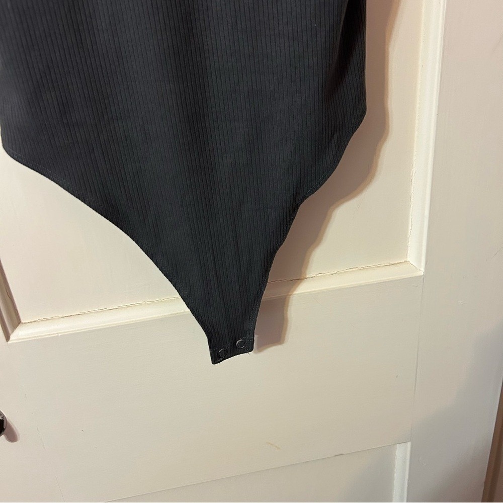 American Eagle Dark Charcoal Ribbed Scoop Neck Bodysuit - Picture 6 of 8